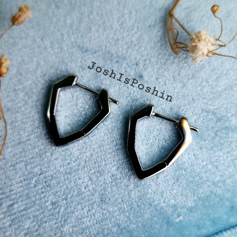 Polished sterling silver minimalistic earrings